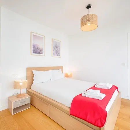 Guestready - One Prime Stay In Campolide Lisbon Exterior photo